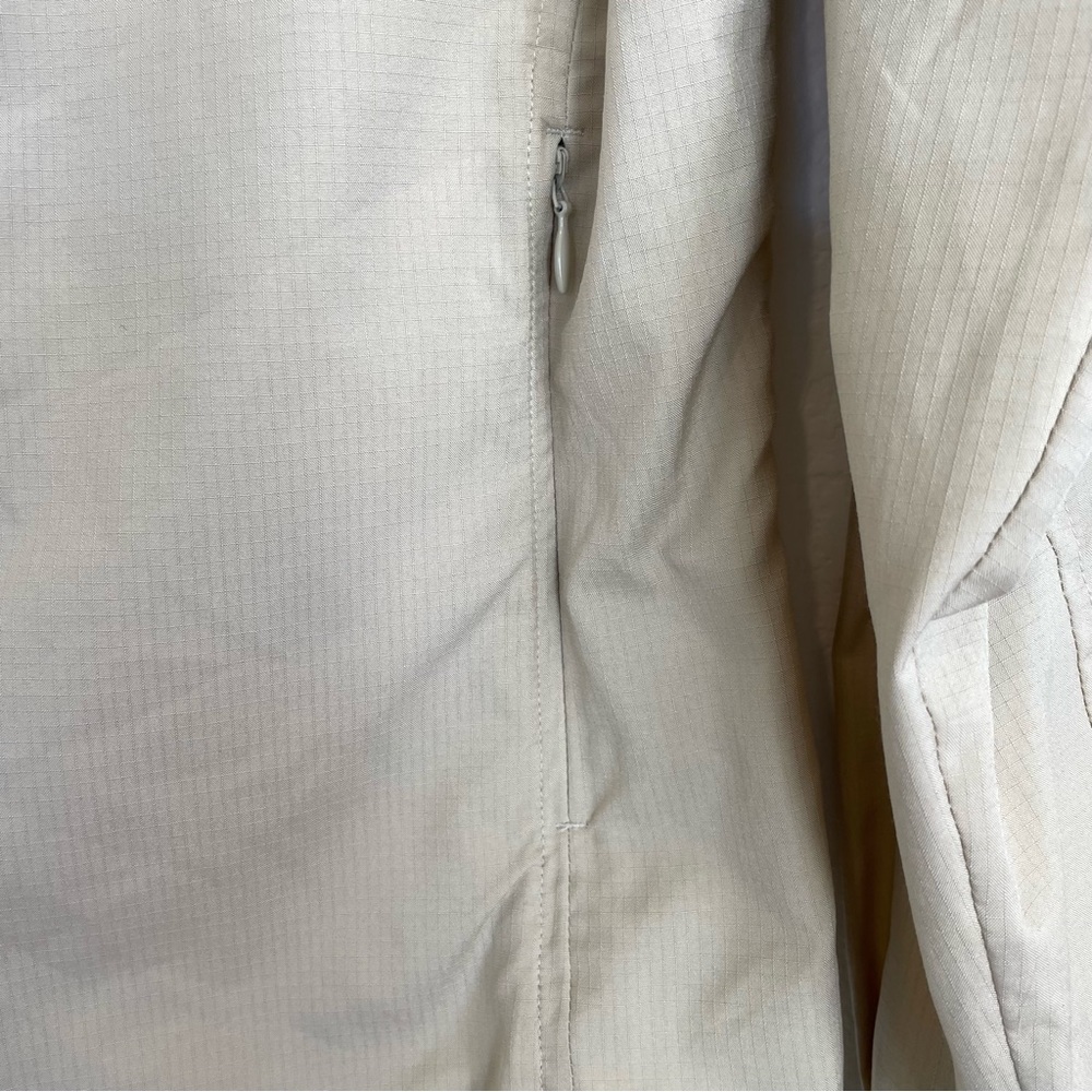 Patagonia Khaki Women's Shirt Size 8 - Picture 5 of 12